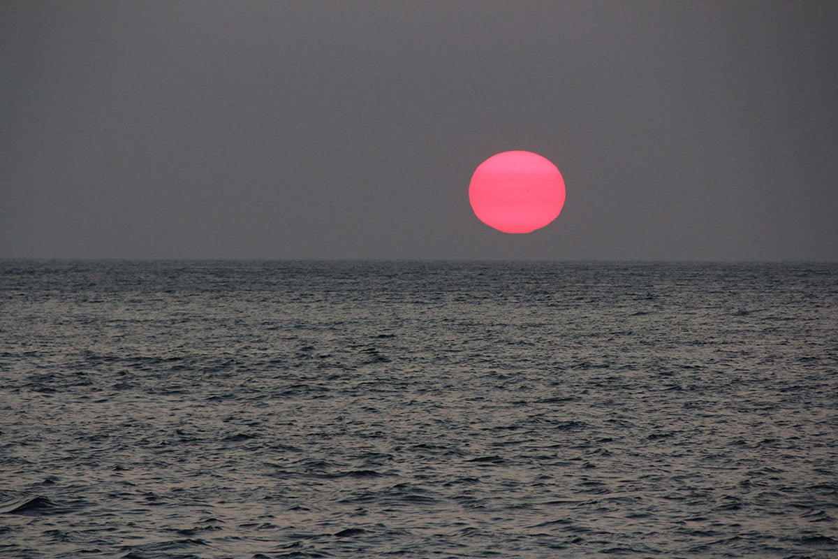 Santa Rosa boat trip red sunset, Guanacaste | Snappy Travels